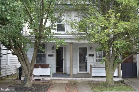 135-137 S 6th St, Shamokin, PA 17872