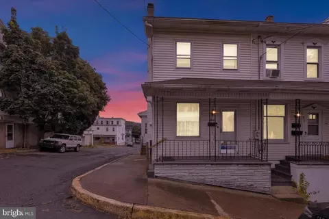 826 E Dewart St, Shamokin, PA 17872