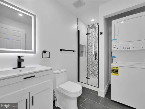 Bath - 419 E 4th St, Mount Carmel, PA 17851 photo 1 of 2