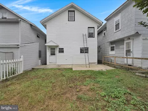 Exterior - 419 E 4th St, Mount Carmel, PA 17851 photo 8 of 8