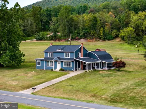 4133 Lower Rd, Shamokin, PA 17872