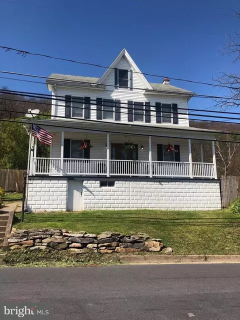 4617 Upper Rd, Shamokin, PA 17872