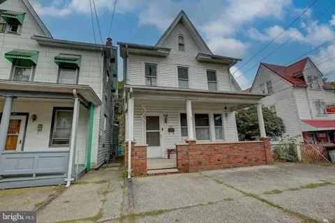 242 S Shamokin St, Shamokin, PA 17872