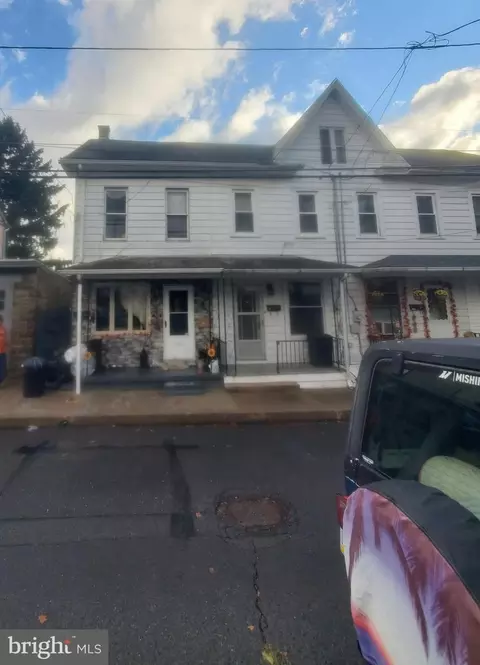 418 E Cameron St, Shamokin, PA 17872