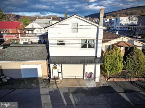 145 S Lemon St, Mount Carmel, PA 17851
