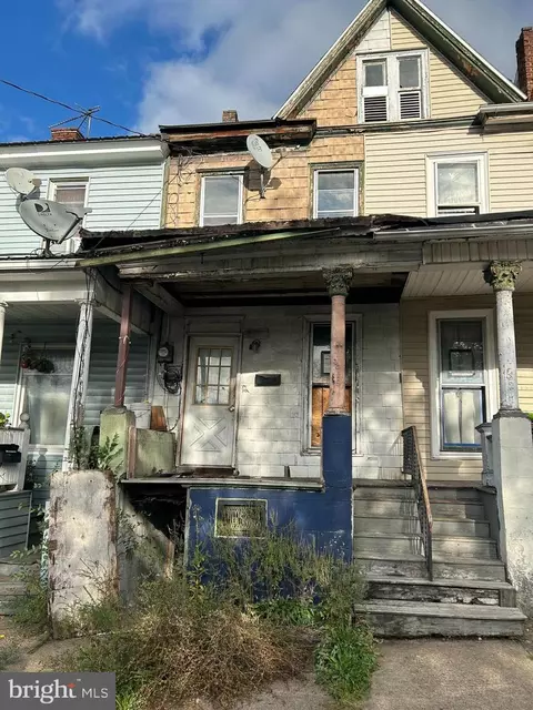 319 S Market St, Shamokin, PA 17872