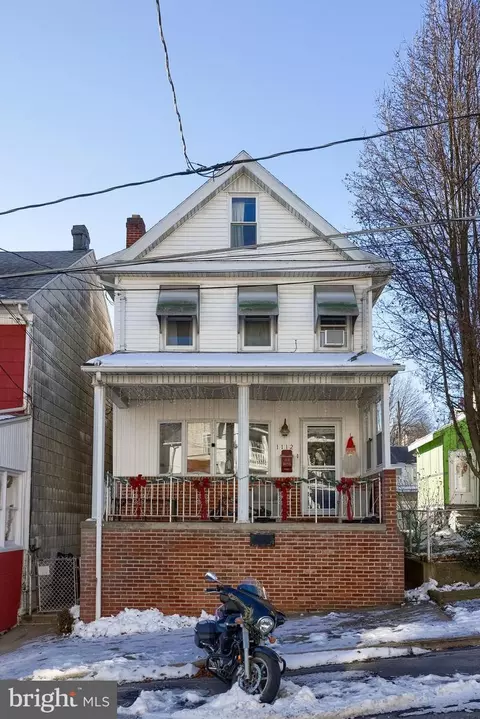 1112 W Spruce St, Coal Township, PA 17866