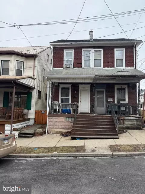 135 E Arch St, Shamokin, PA 17872