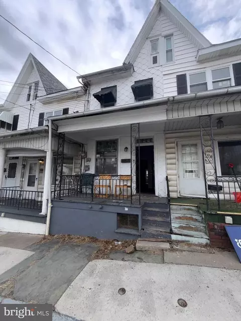 104 N Poplar St, Coal Township, PA 17866