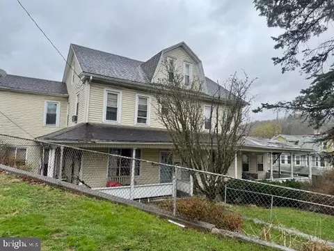 532-534 S Market St, Shamokin, PA 17872