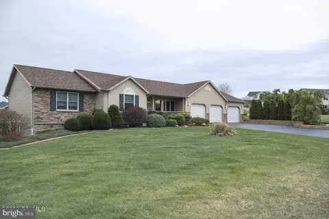 18 Grande Ave, Elysburg, PA 17824