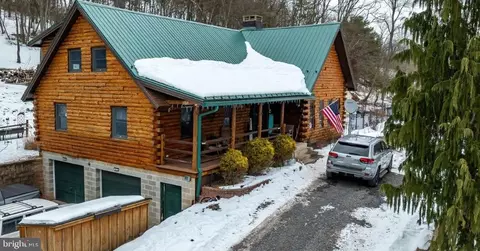 1183 Reading Tpke, Paxinos, PA 17860