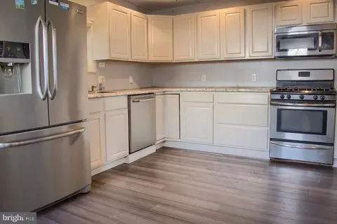 714 W Mulberry St, Shamokin, PA 17872