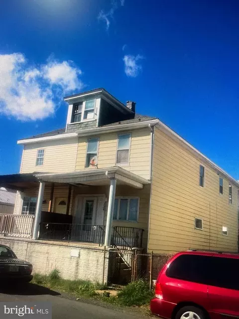 138 Railroad St, Locust Gap, PA 17840