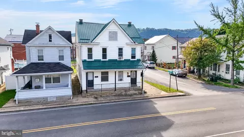 356 S Front St, Sunbury, PA 17801