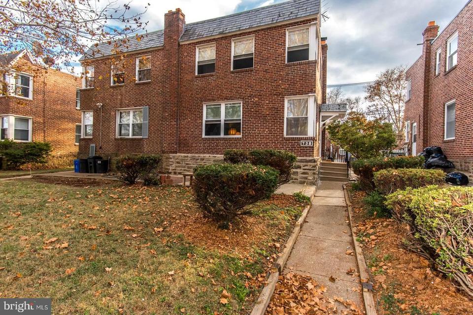 738 Disston St, Philadelphia, PA 19111 46 Photos MLS PAPH2047504