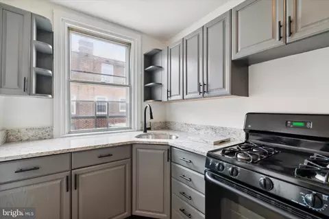5441 Charles St, Philadelphia, PA 19124