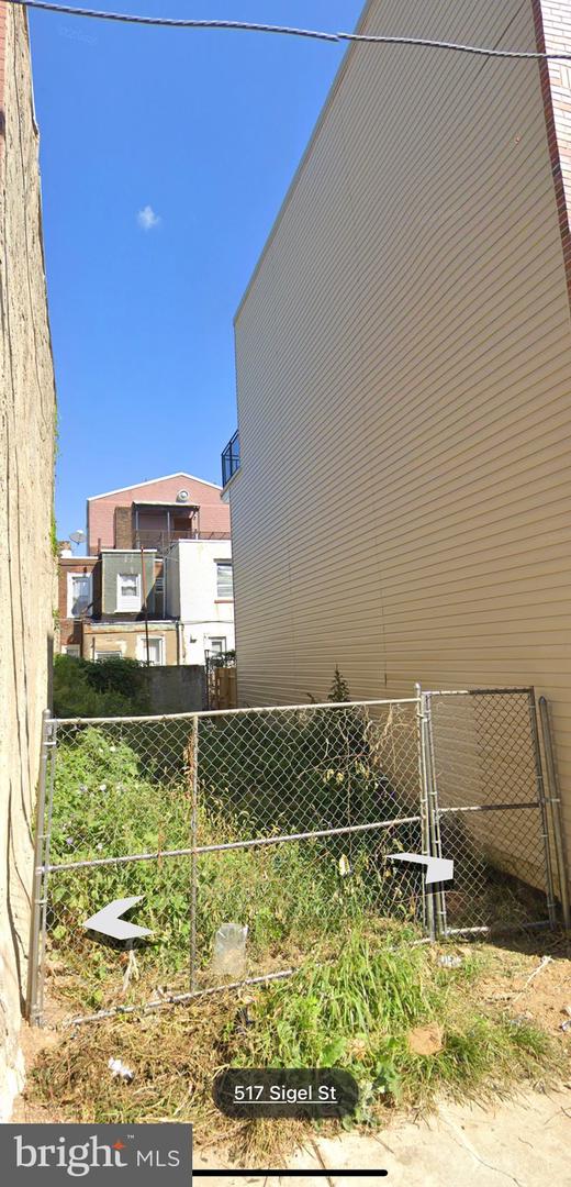 517 SIGEL ST  
