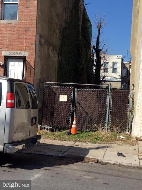2358 N 20th St, Philadelphia, PA 19132
