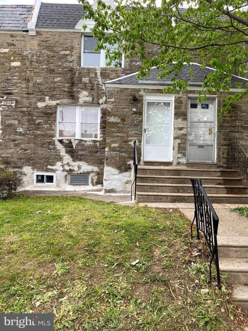 1002 Levick St, Philadelphia, PA 19111 18 Photos MLS PAPH2111772