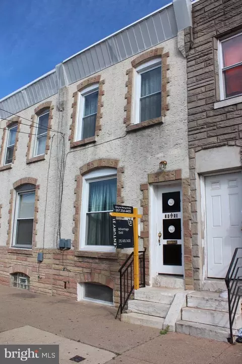 3481 Amber St, Philadelphia, PA 19134