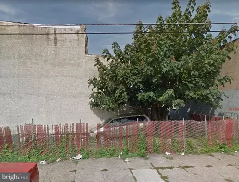 2812 Amber St, Philadelphia, PA 19134