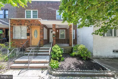930 Johnston St, Philadelphia, PA 19148
