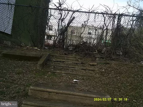 5663 Lebanon Ave, Philadelphia, PA 19131