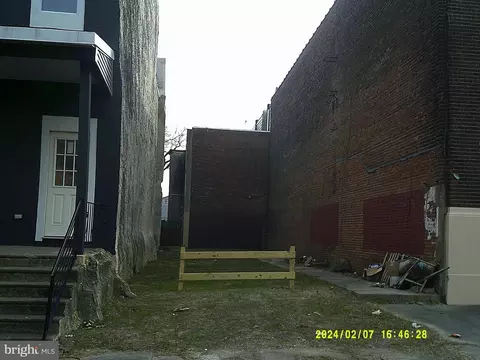 5926 Master St, Philadelphia, PA 19151
