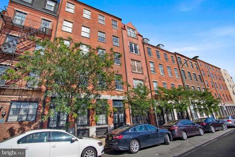 5056 N Front St #401, Philadelphia, PA 19106