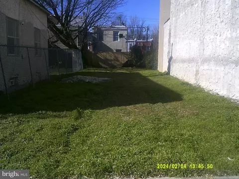 6142 N Woodstock St, Philadelphia, PA 19138