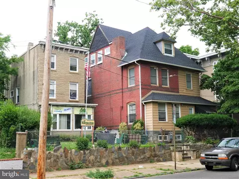 3211 Baring St, Philadelphia, PA 19104
