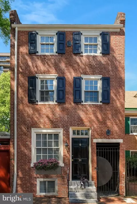 511 Cypress St, Philadelphia, PA 19106