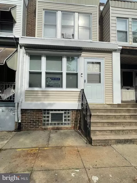 4753 B St, Philadelphia, PA 19120