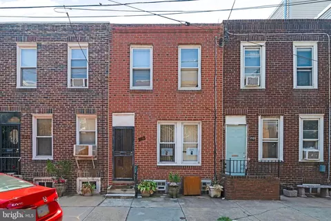 1918 Manton St, Philadelphia, PA 19146