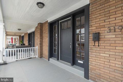 319 Fern St, Philadelphia, PA 19120