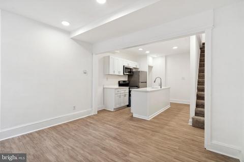 2437 N Corlies St, Philadelphia, PA 19132