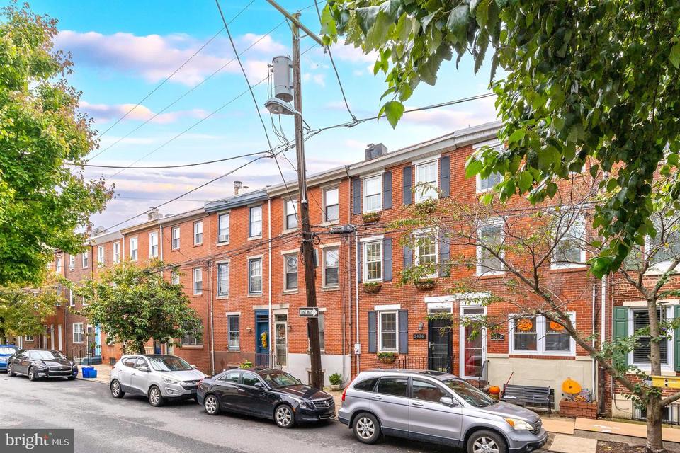  2436 Aspen St, Philadelphia, PA 19130 photo 31