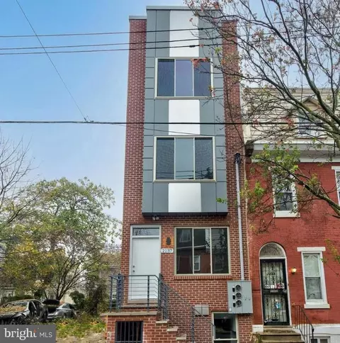 2137 N Franklin St, Philadelphia, PA 19122