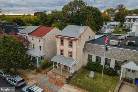 374 Lyceum Ave, Philadelphia, PA 19128