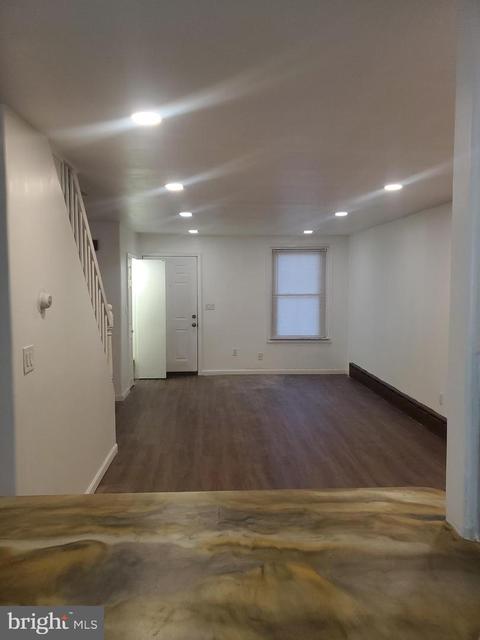 148 Fern St, Philadelphia, PA 19120