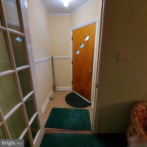 5116 D St, Philadelphia, PA 19120