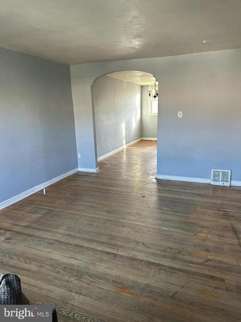 632 E Tabor Rd, Philadelphia, PA 19120