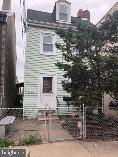 1530 Adams Ave, Philadelphia, PA 19124