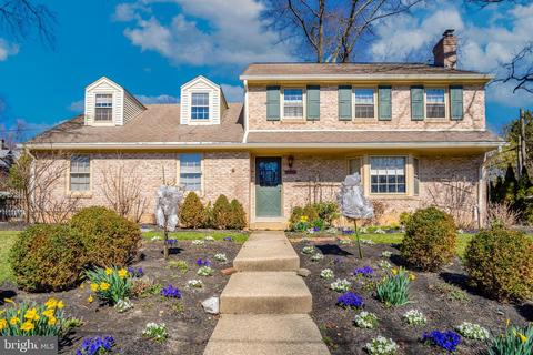 8311 Crittenden St, Philadelphia, PA 19118