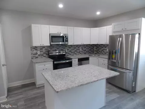2918 N Lambert St, Philadelphia, PA 19132