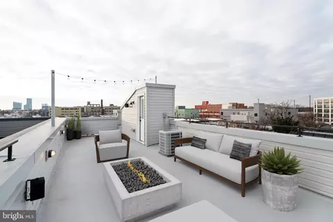 3014 W Oxford St, Philadelphia, PA 19121