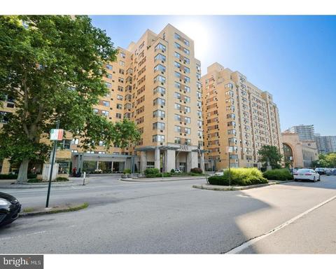 2601 Pennsylvania Ave #801, Philadelphia, PA 19130