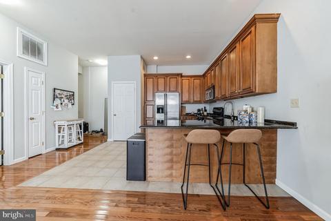 128 South St #B (2R ), Philadelphia, PA 19147