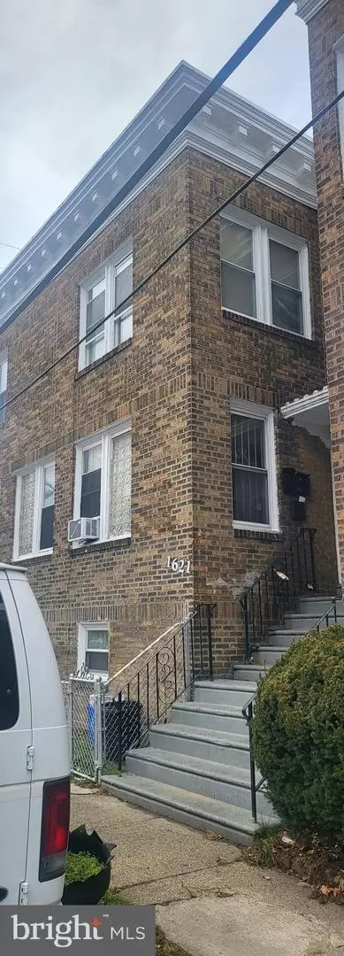 1621 W Louden St, Philadelphia, PA 19141